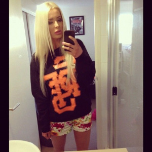 YVONNE421